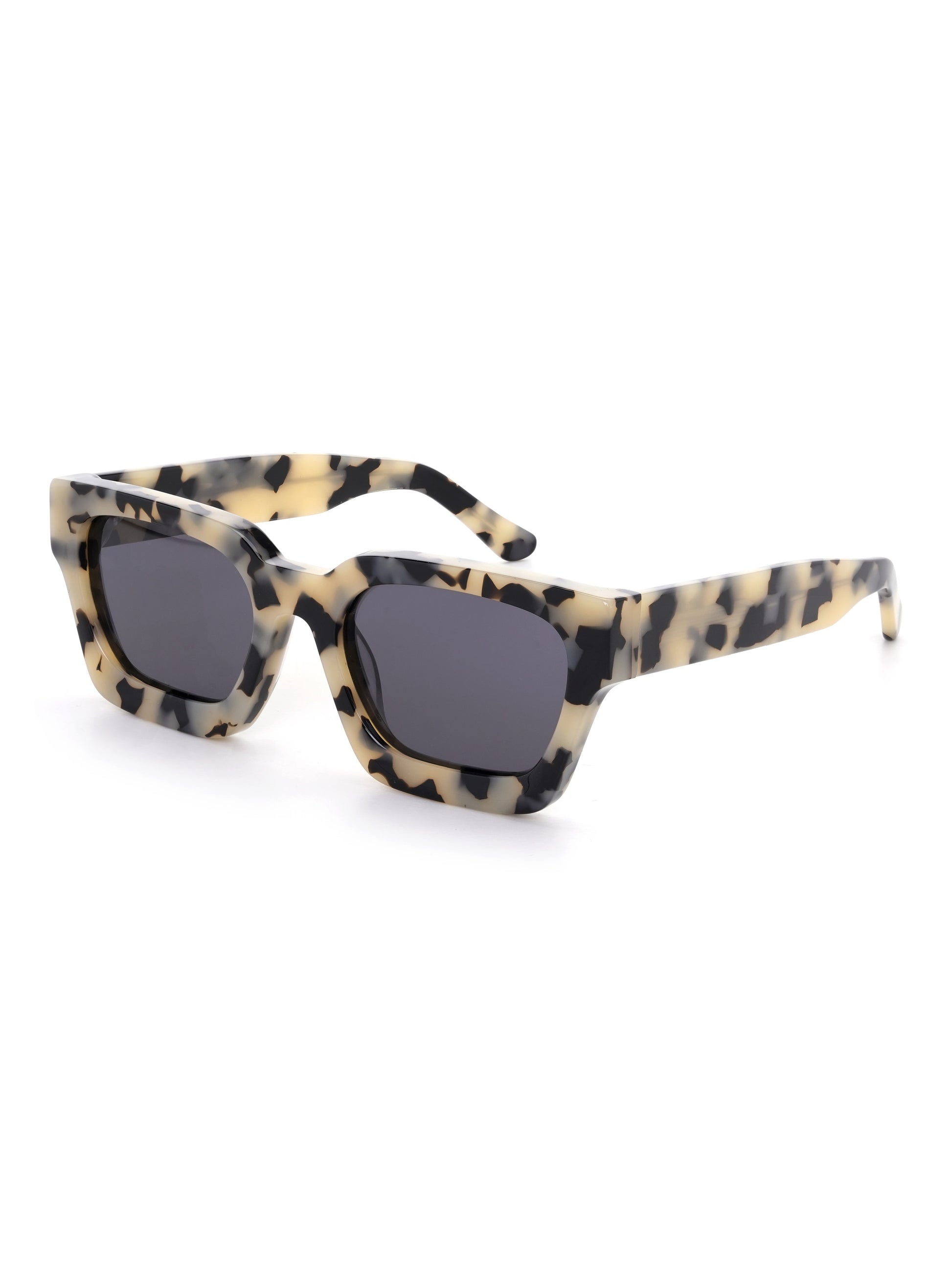 Trento Sonnenbrille Havana Schraegansicht